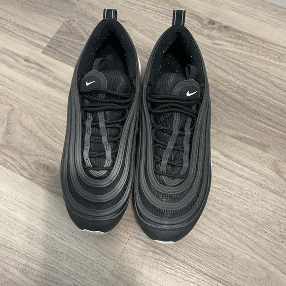 womens air max 97 - Picture 3 of 5